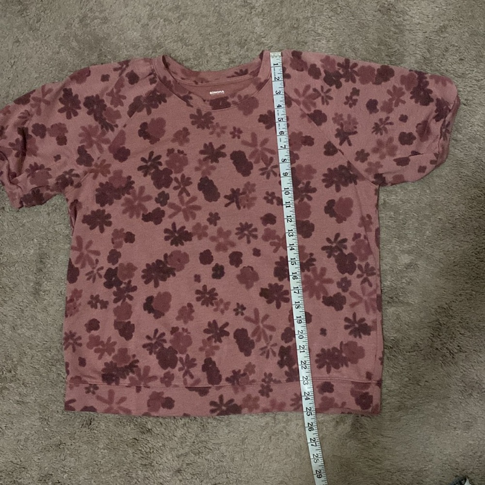 4/$20 floral Sonoma short sleeve sweatshirt - Picture 5 of 5